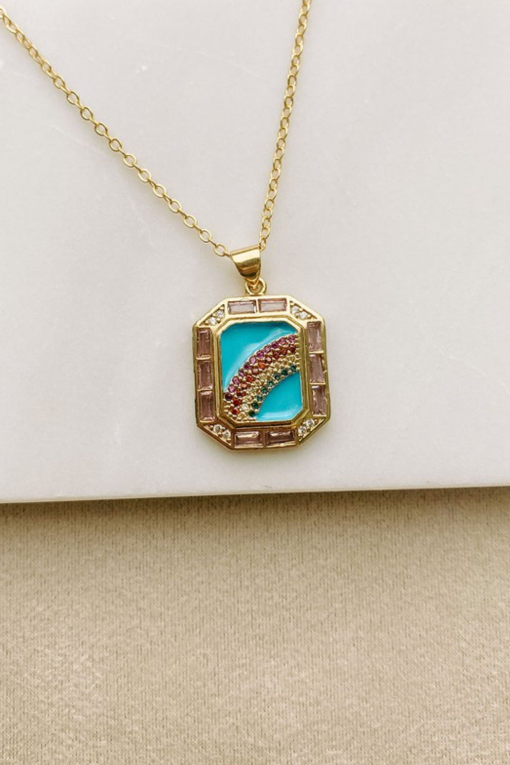 RAINBOW PENDANT NECKLACE