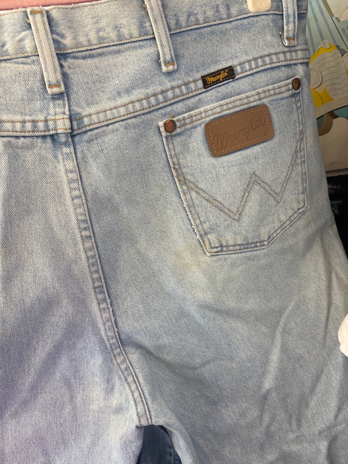VINTAGE WRANGLER WHITE WASHED (36X34)