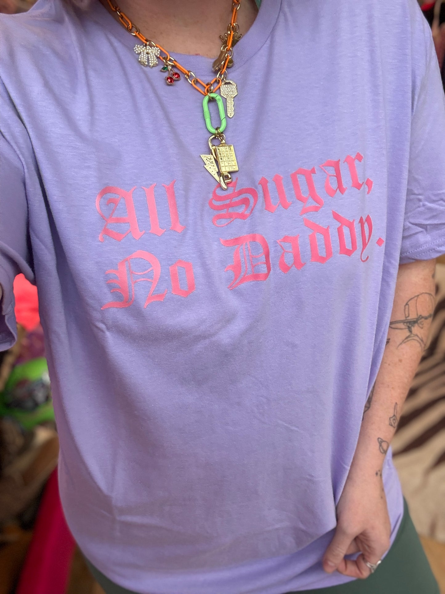 ALL SUGAR, NO DADDY TEE