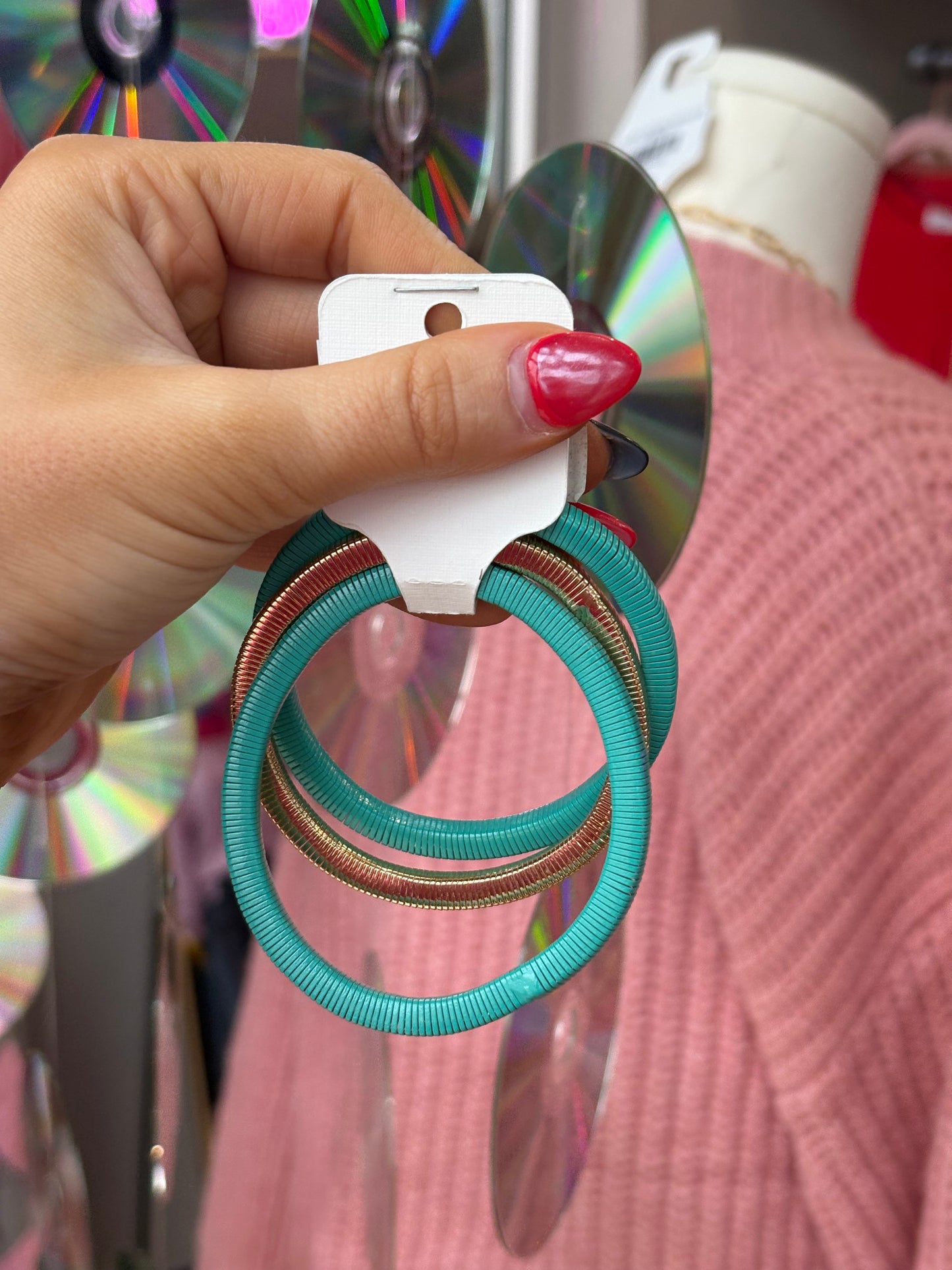 TURQUOISE & GOLD METAL BRACELET STACK