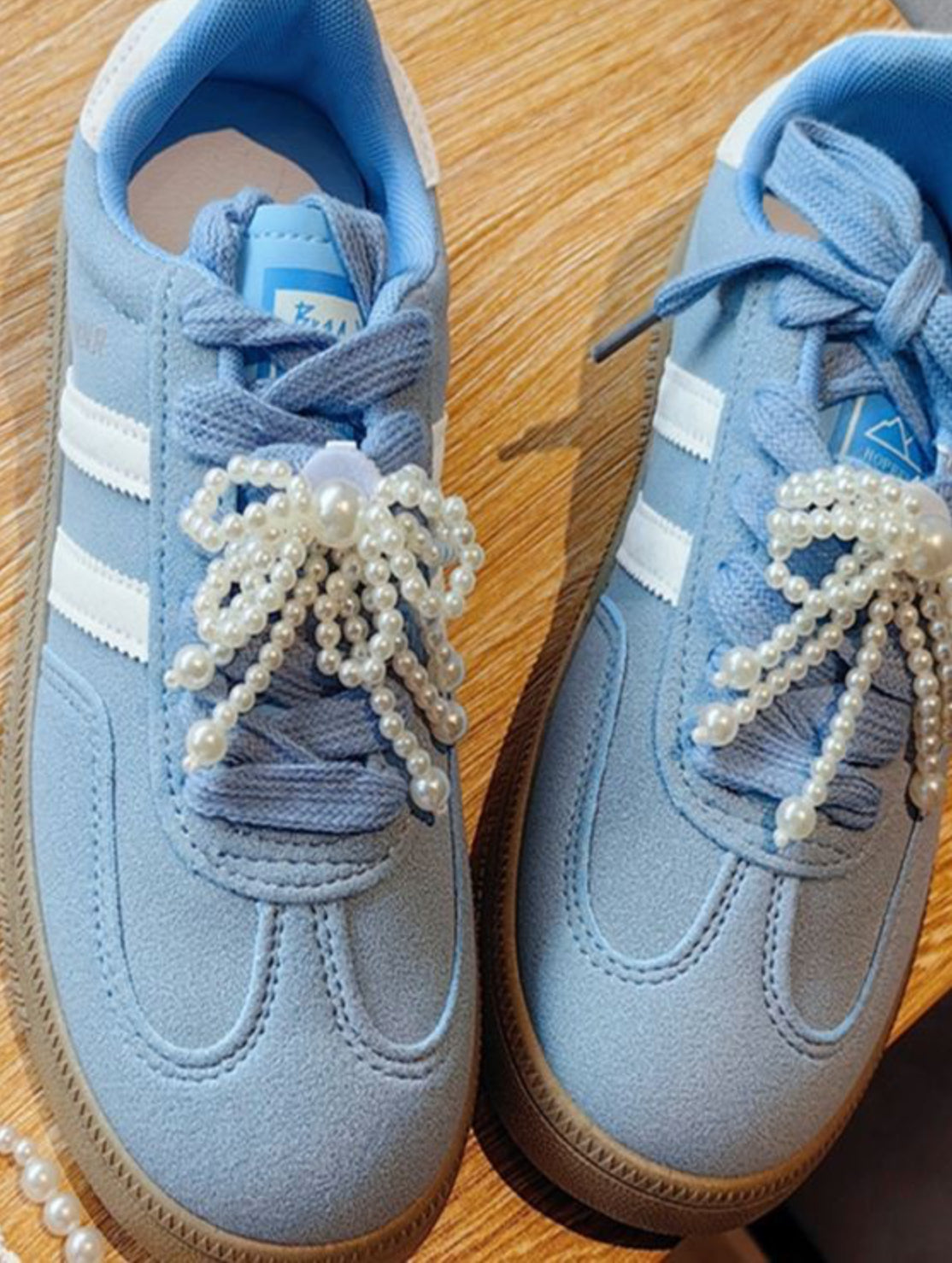 PEARL BOW RIBBON SHOE CHARM