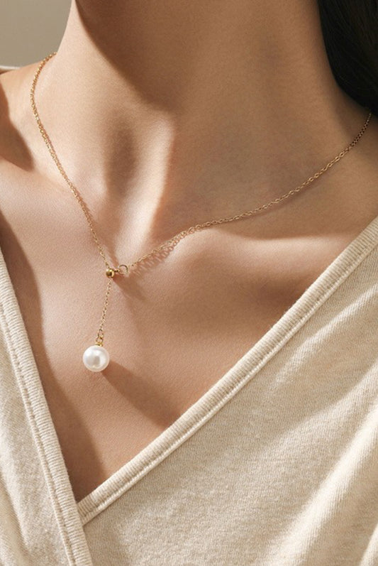 PEARL DROP NECKLACE