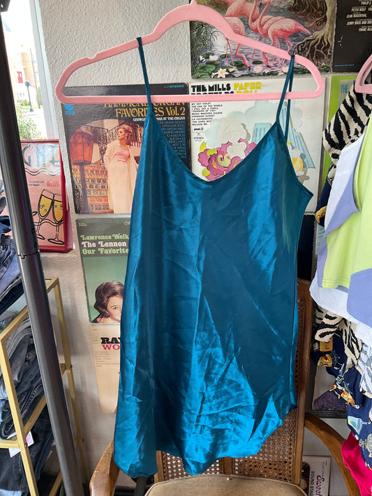 Honors Silk Gown (L)