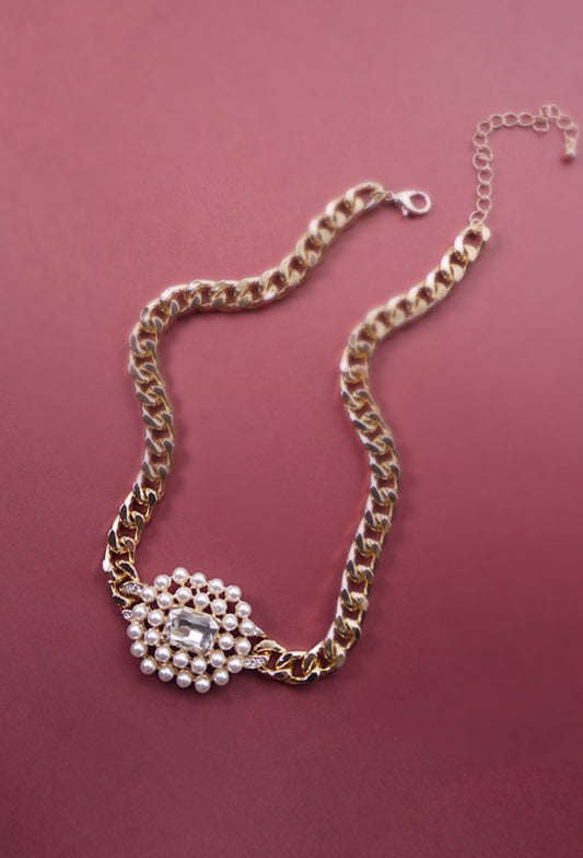 PEARL RHINESTONE PENDANT NECKLACE