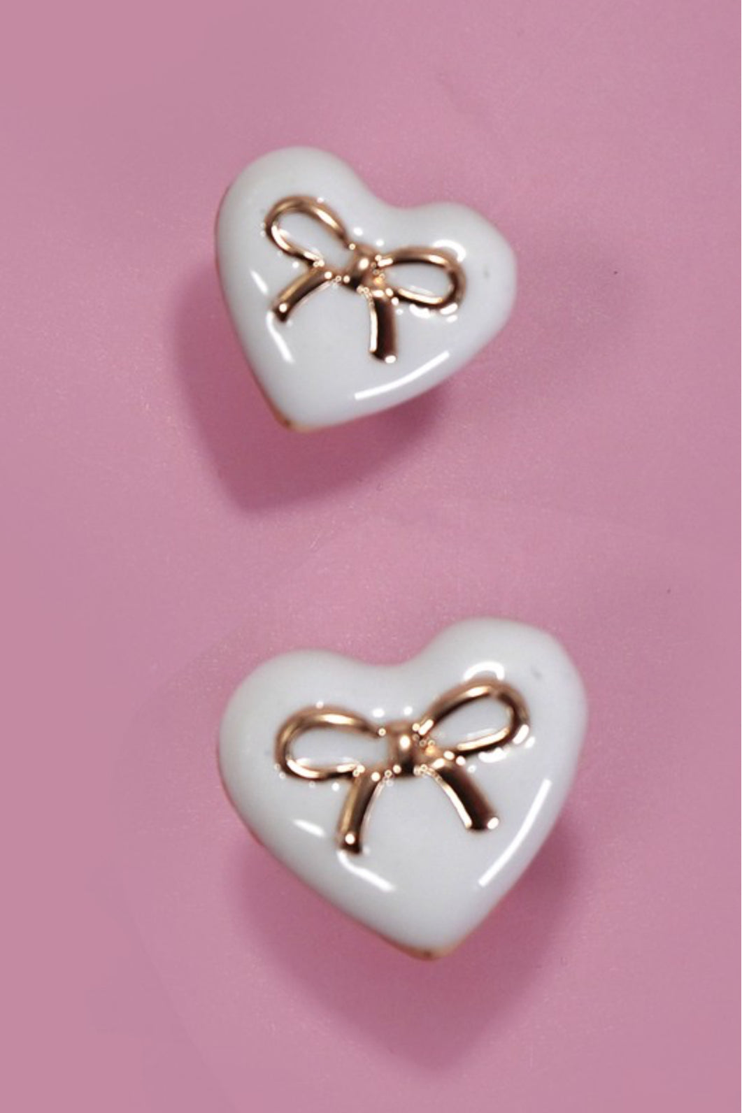 HEART/BOW STUDS