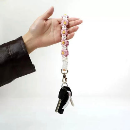 HANDMADE DAISY WRISTLET/KEYCHAIN/BAG CHARM