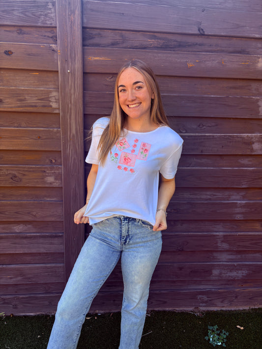 Bobbie Brooks Rose Embroidered Shirt (M)