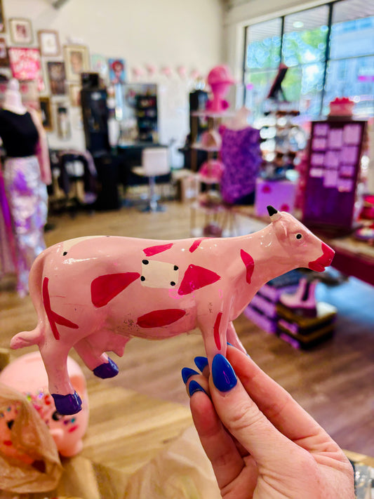 Pink Cow Decor