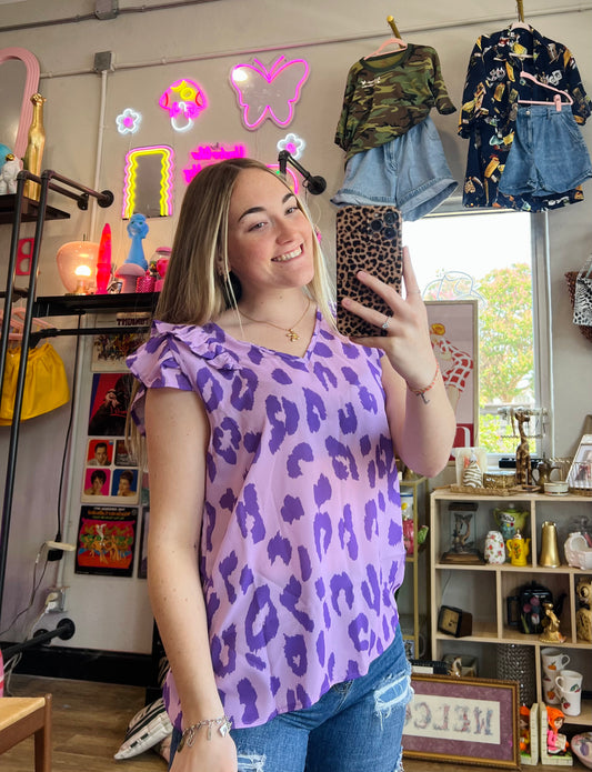 Leopard Woven V Neck Ruffled Sleeves Top