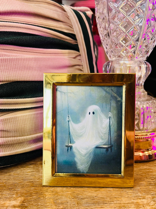 Ghost on a Swing Frame 3x5