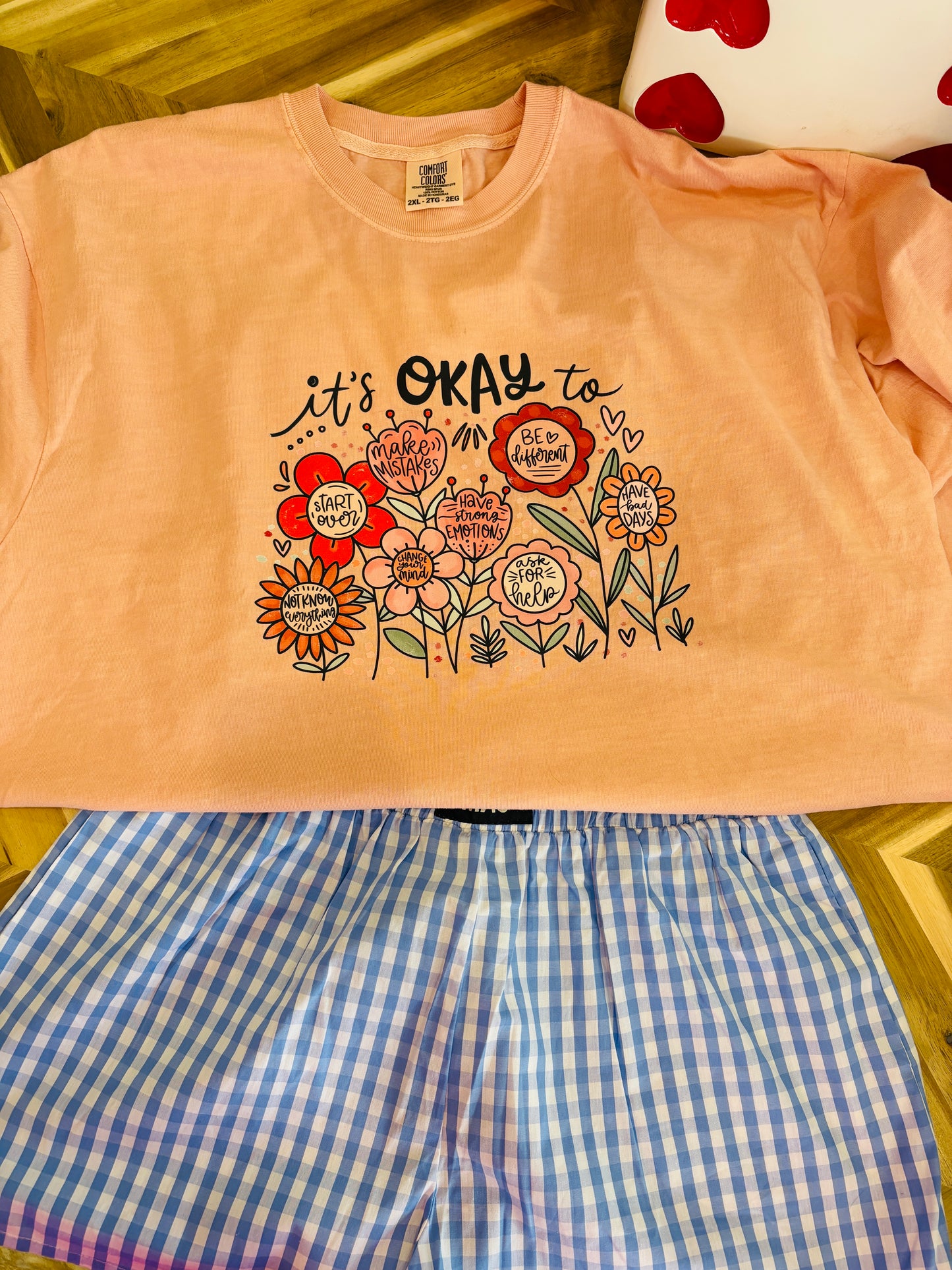 IT'S OKAY TO... TEE