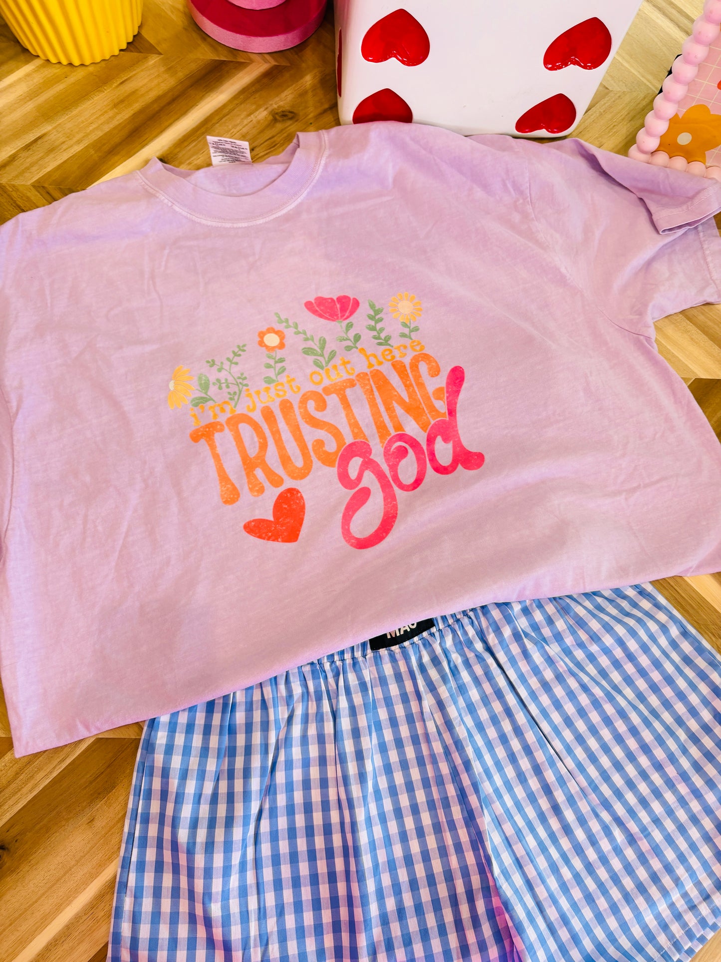 TRUSTING GOD TEE